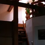 乌莱萨酒店 招待所